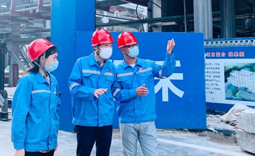 吳正新到TMP、TPO項(xiàng)目及松滋肥業(yè)新項(xiàng)目現(xiàn)場(chǎng)檢查指導(dǎo)工作(圖2)