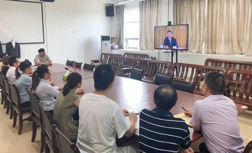 向抗疫英雄致敬！宜化集團組織收看全國抗擊新冠肺炎疫情表彰大會(圖13)