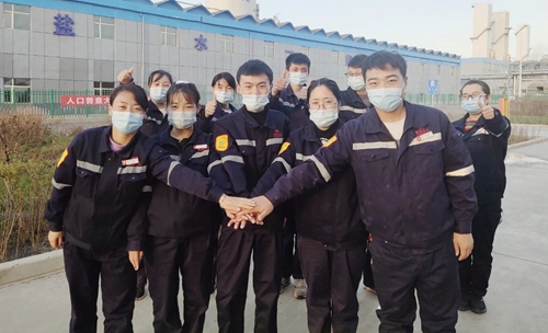新疆宜化氯堿分廠氯乙烯三班、合成二班榮獲準(zhǔn)東開發(fā)區(qū)安全標(biāo)準(zhǔn)化示范班組稱號(圖2)