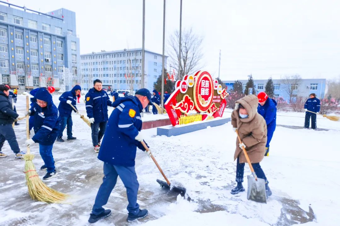 內(nèi)蒙宜化：迎風(fēng)戰(zhàn)雪保安全，勠力同心促生產(chǎn)(圖2)