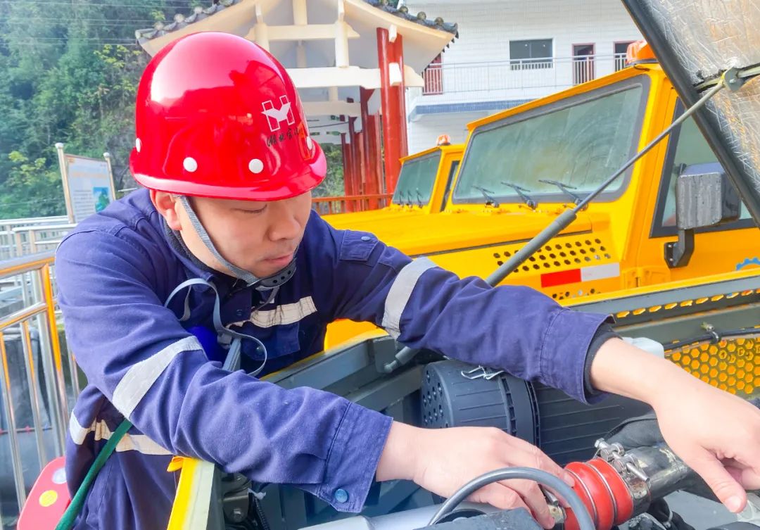 【宜化榜樣】宜化礦業(yè)余鵬程：不遺余力，用匠心書寫奮進(jìn)青春(圖3)