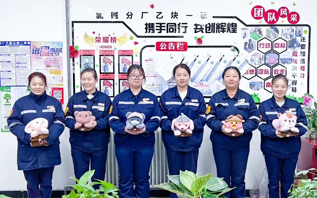 新疆宜化乙炔車間運(yùn)行一班：立足崗位強(qiáng)技能，凝心聚力創(chuàng)佳績(jī)(圖3)