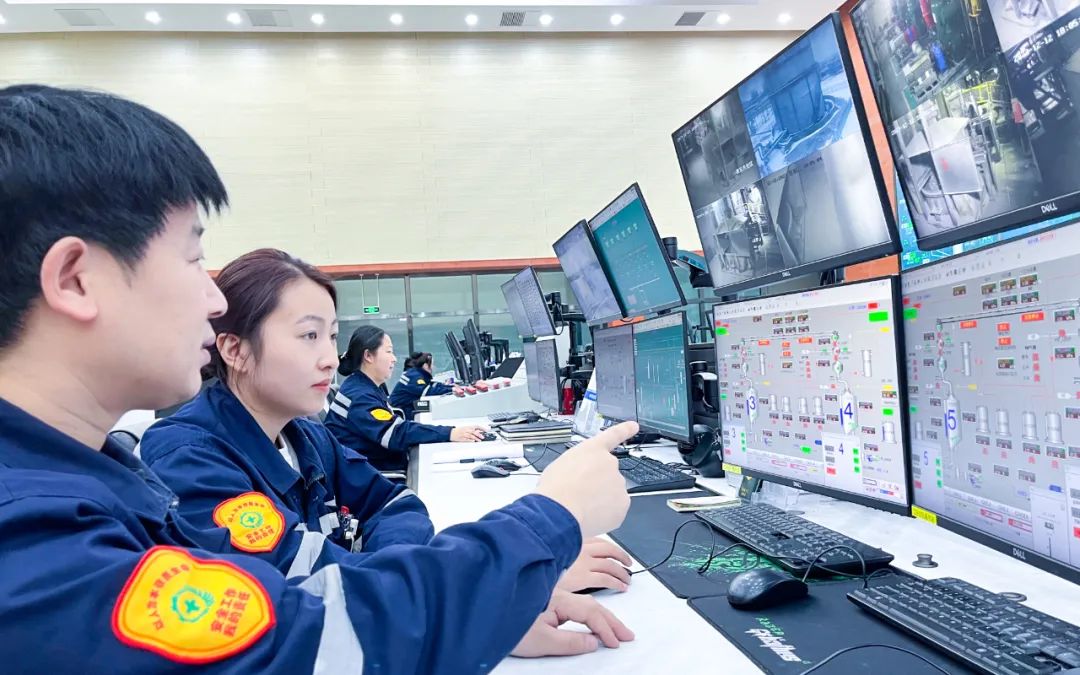 新疆宜化乙炔車間運(yùn)行一班：立足崗位強(qiáng)技能，凝心聚力創(chuàng)佳績(jī)(圖4)