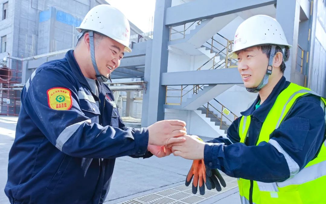 新疆宜化乙炔車間運(yùn)行一班：立足崗位強(qiáng)技能，凝心聚力創(chuàng)佳績(jī)(圖5)
