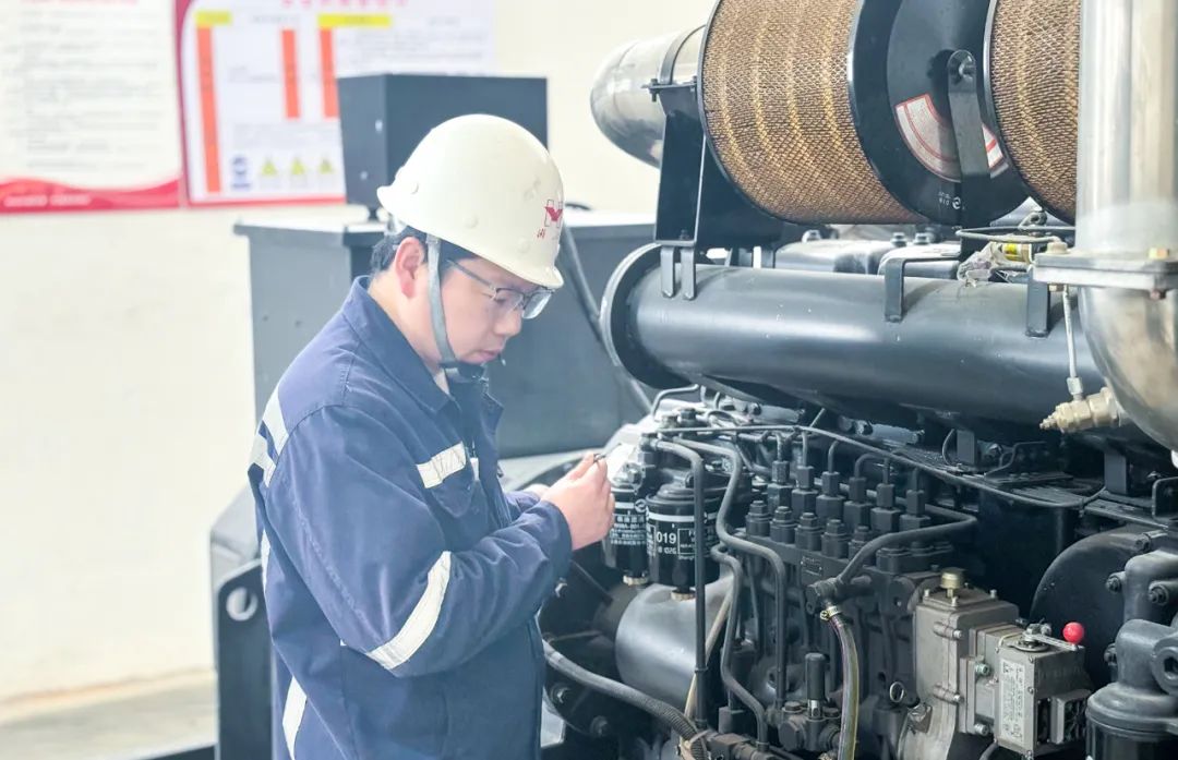 宜化礦業(yè)郭倉(cāng)?。簼M腔熱愛(ài)向機(jī)電，一片初心為礦山(圖2)