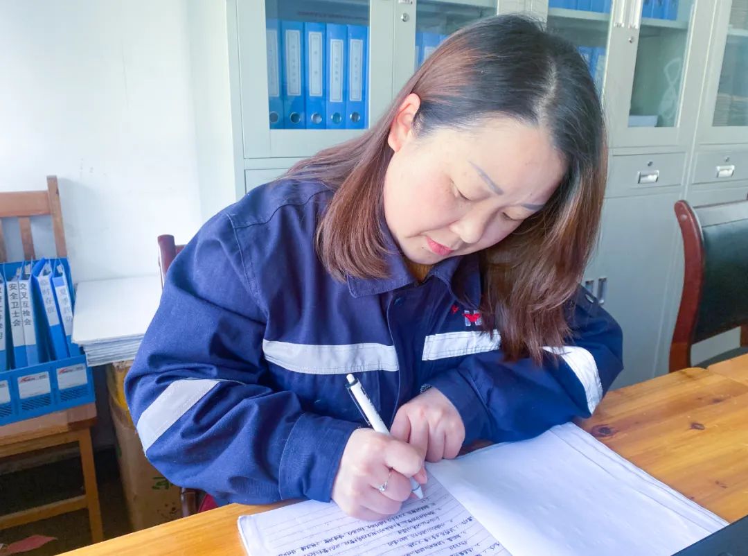 【宜化榜樣】宜化礦業(yè)黃小燕：礦山里的“黃督督”，安全上的內(nèi)當(dāng)家(圖5)