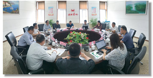 甕福集團(tuán)羅永留、開(kāi)磷集團(tuán)杜紹倫一行到訪宜化集團(tuán)