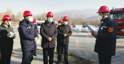 青海省委常委、省總工會主席馬吉孝到青海宜化調(diào)研慰問